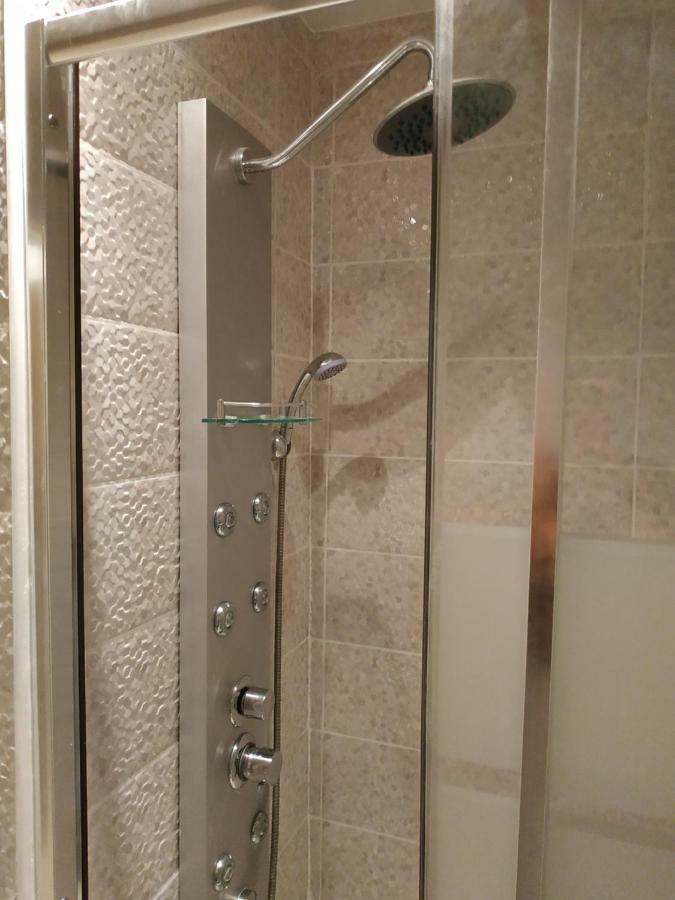 Le Petillant Pour 3 Personnes Sens Ngoại thất bức ảnh